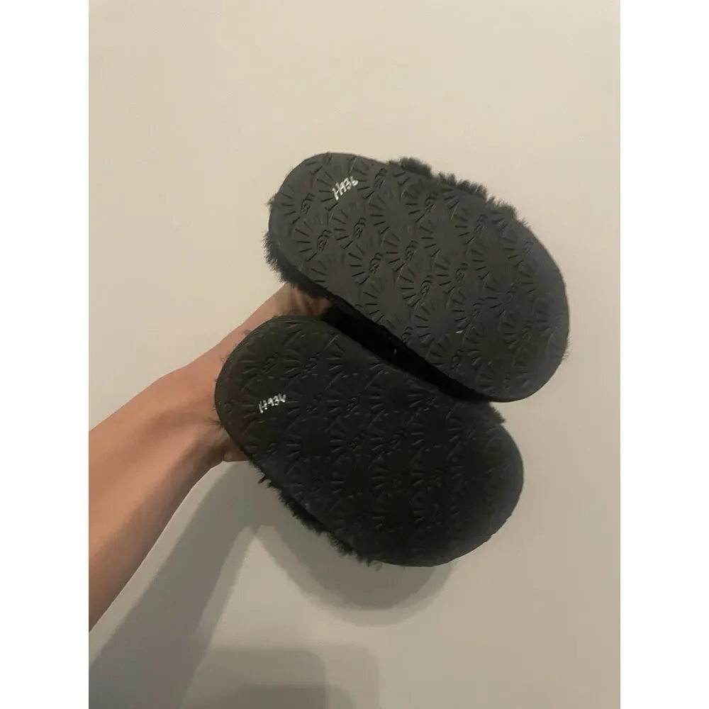 UGG Fluff Yeah Slide Black‎ Toddler Size 4-5